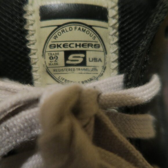 Skechers mens 11.5 shoes - Picture 2 of 7